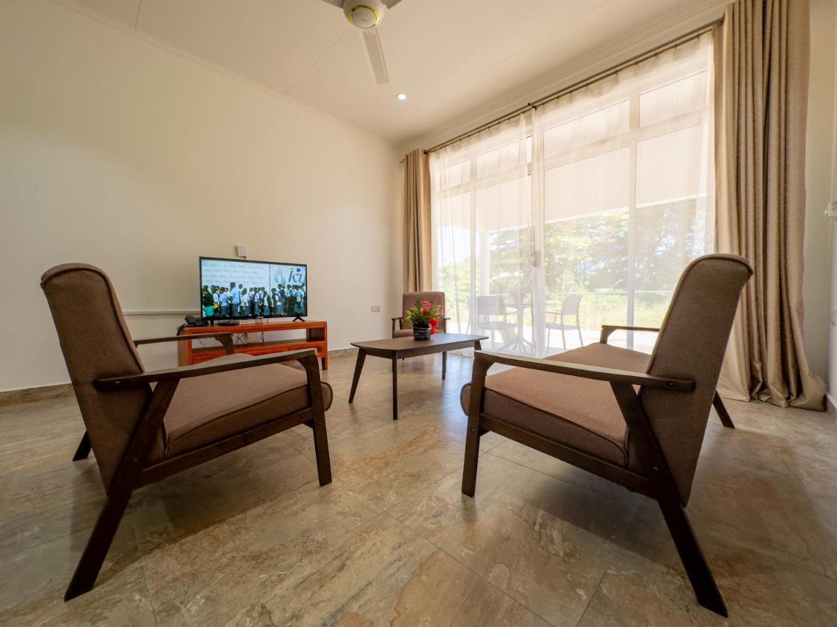 Macmillan'S Holiday Villas Grand Anse  Exteriér fotografie